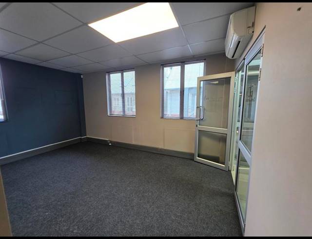 BUSINESS PROPERTY TO RENT IN FAERIE GLEN